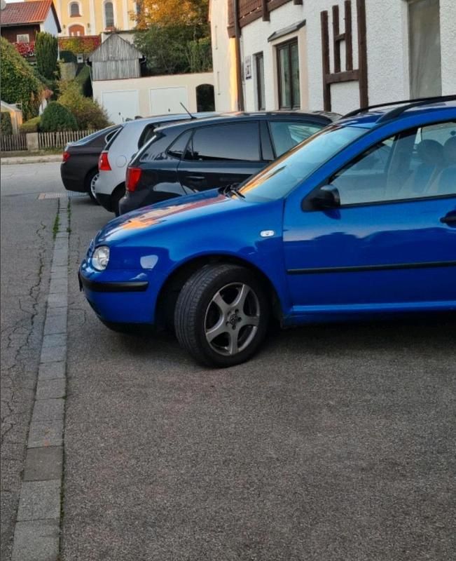 Gebraucht VW Golf IV 116 PS (85 kW) 2001 Blau Kombi