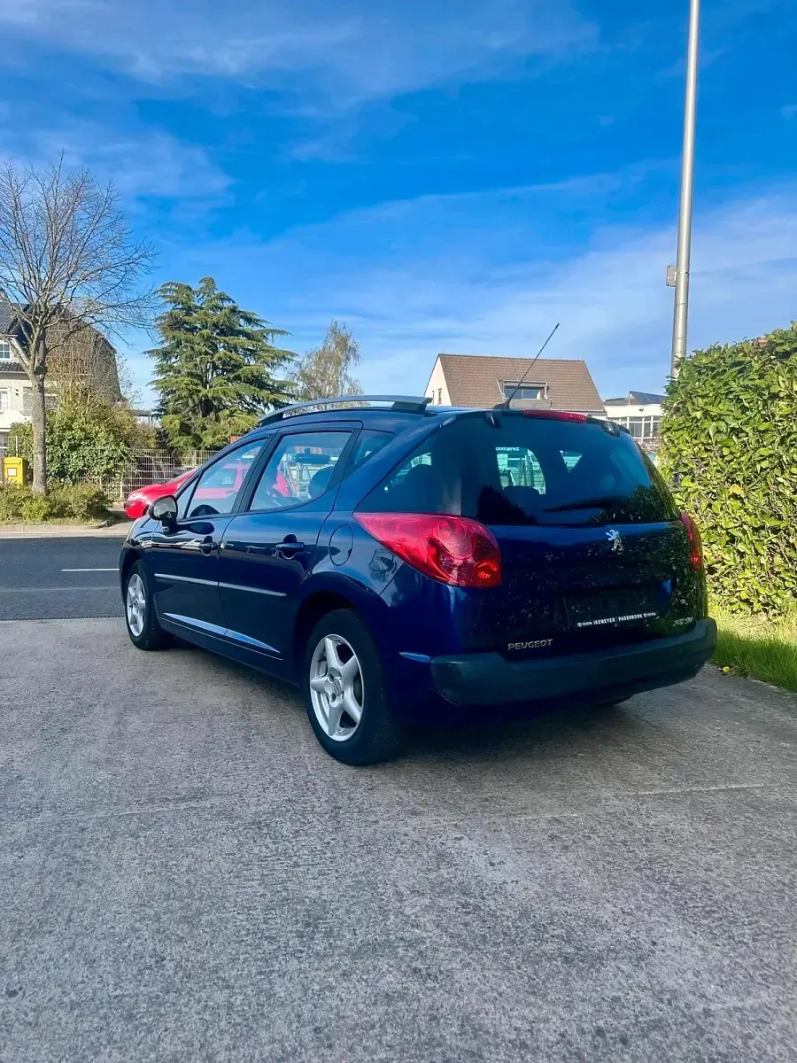 Gebraucht Peugeot 207 75 PS (55 kW) 2009 Blau Kombi