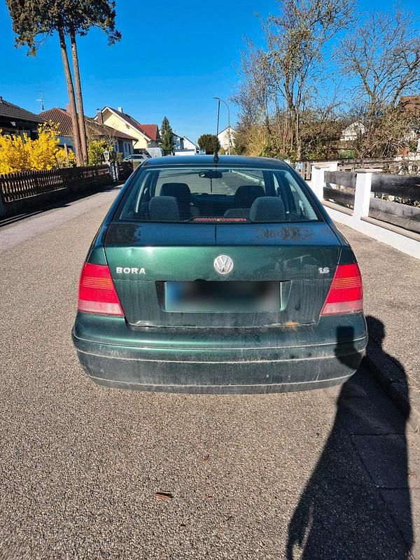 Gebraucht VW Bora 100 PS (73 kW) 1998 Grün Limousine