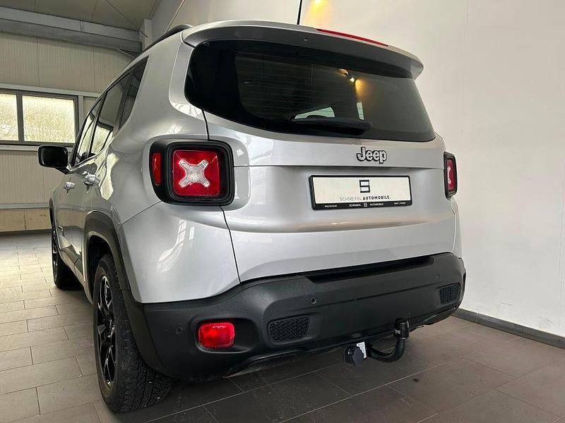 Gebraucht Jeep Renegade Longitude 140 PS (102 kW) 2016 Silber SUV