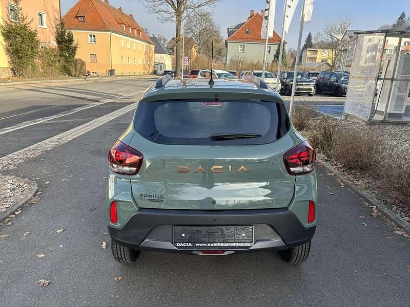 Gebraucht Dacia Spring 19 kW (26 PS) 2023 Olivgrün Kleinwagen