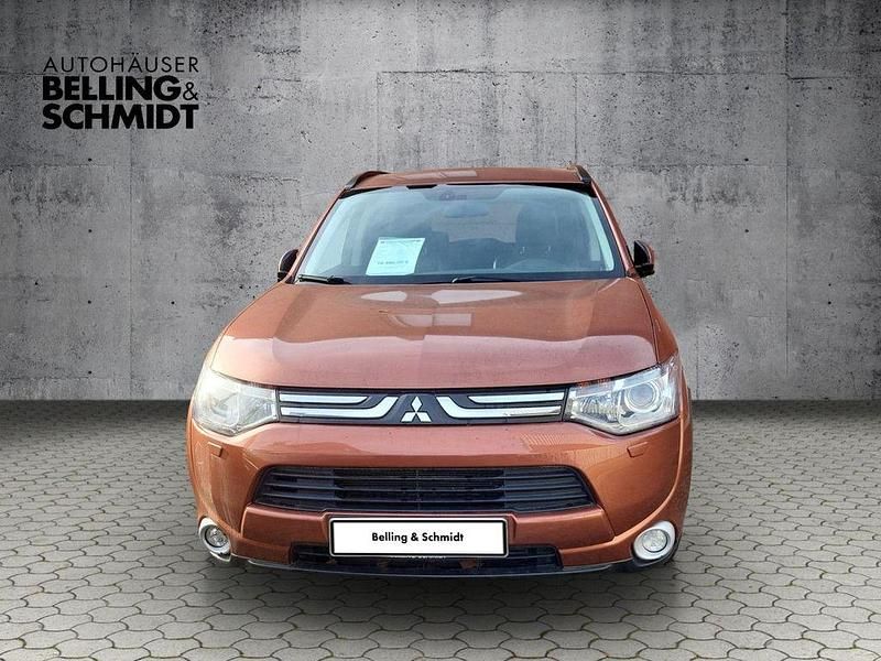 Gebraucht Mitsubishi Outlander Instyle 150 PS (110 kW) 2012 Braun (metallic) SUV