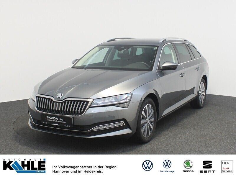 Grau Gebraucht 2023 Skoda Superb Style Kombi | 33.750 € (Guter Preis) - Bild 1/4