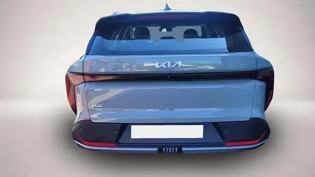 Neu Kia K4 Vision 150 PS (110 kW) 2026 Manufacturer Kombi