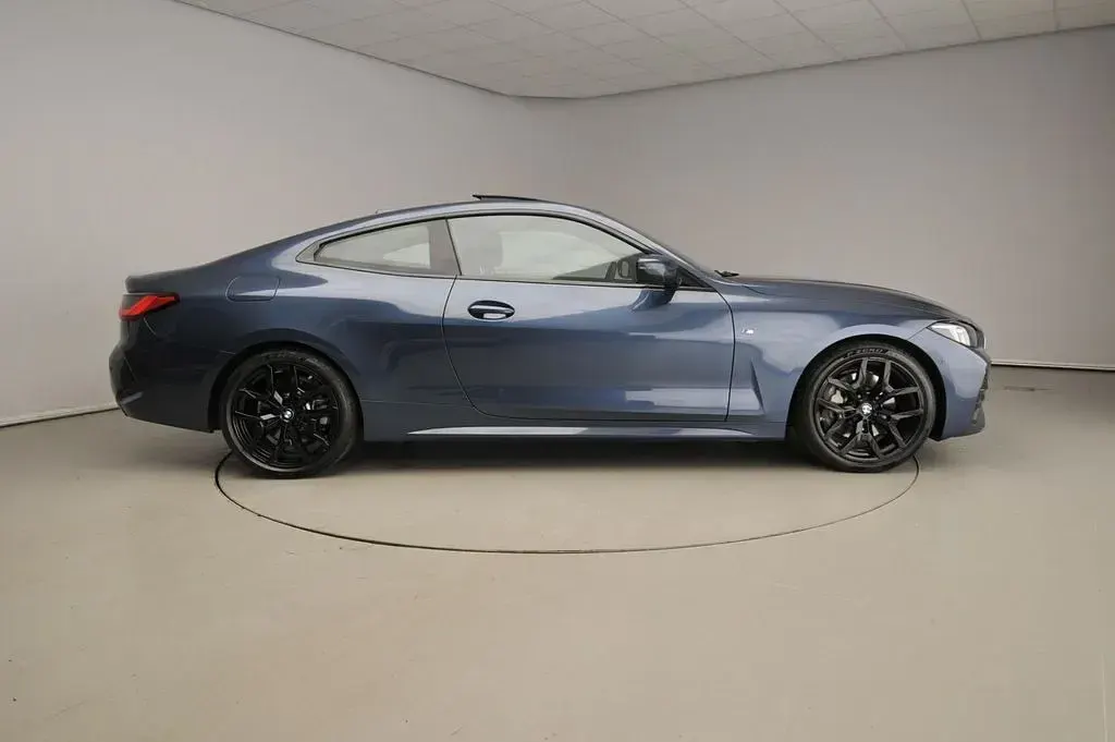Gebraucht BMW 430 M Sport 245 PS (180 kW) 2025 Blau Coupé