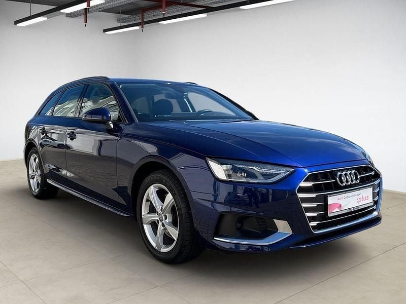 Usata Audi A4 Advanced 150 CV (110 kW) 2020 Blu Station wagon