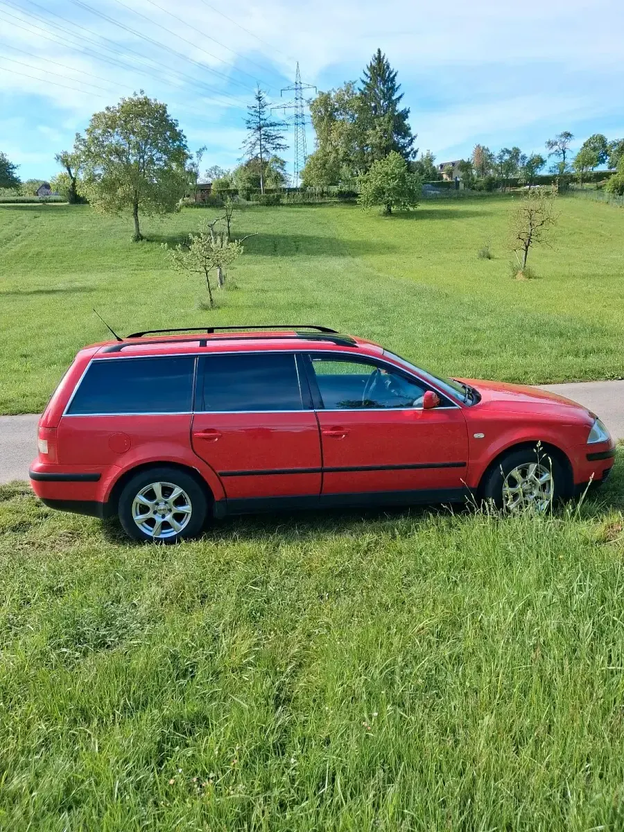 Używany Audi A4 2002 Czerwony Kombi