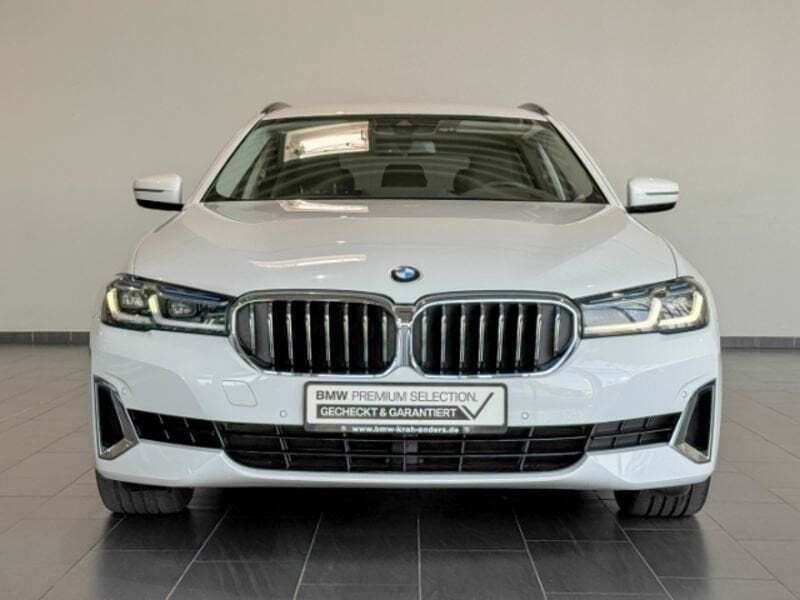 Gebraucht BMW 540 Luxury Line 333 PS (244 kW) 2022 Weiss Kombi