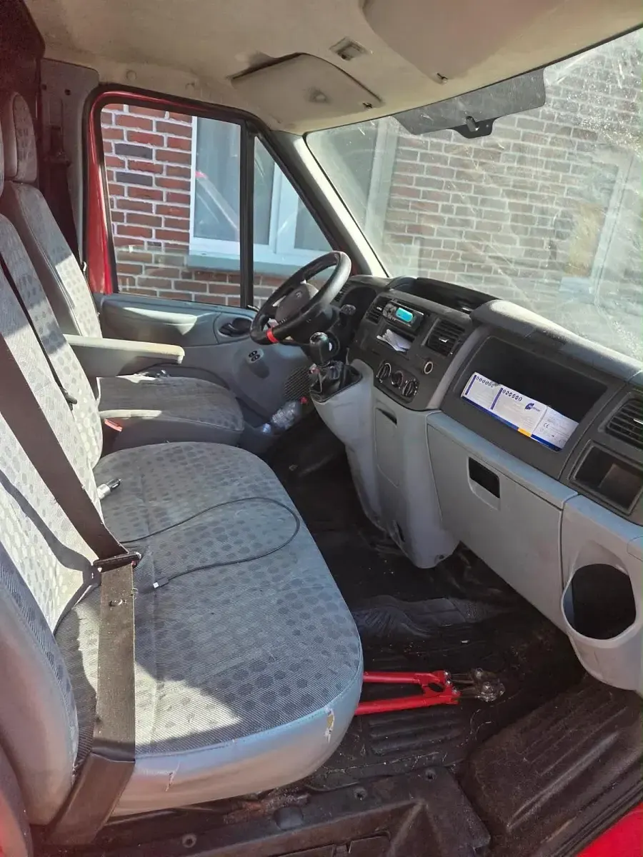 Gebraucht Ford Transit 2009 Rot Van
