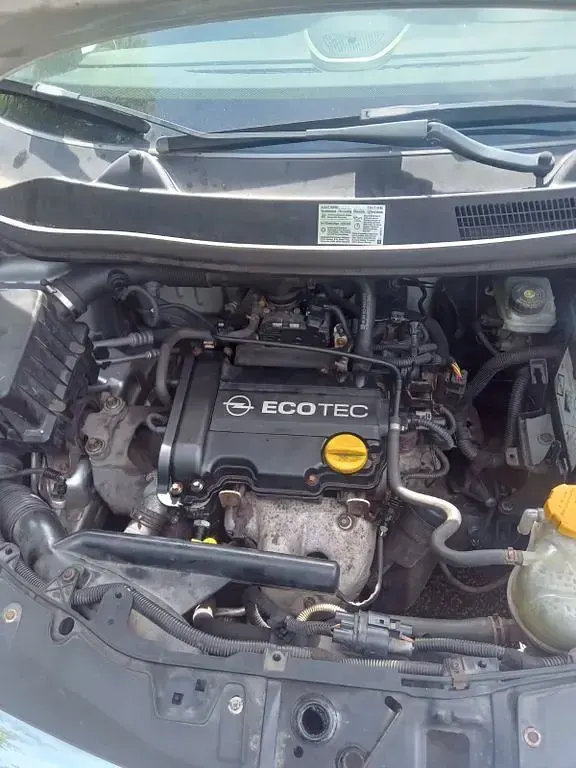 Gebraucht Opel Corsa 60 PS (44 kW) 2007 Silber Kleinwagen