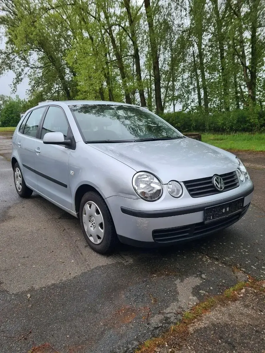 Gebraucht VW Polo 75 PS (55 kW) 2003 Grau Kleinwagen
