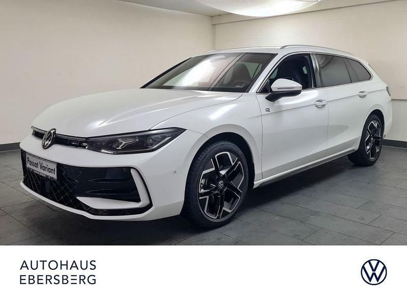 Pure white Gebraucht 2024 VW Passat R-line Kombi | 42.820 € (Fairer Preis) - Bild 1/4