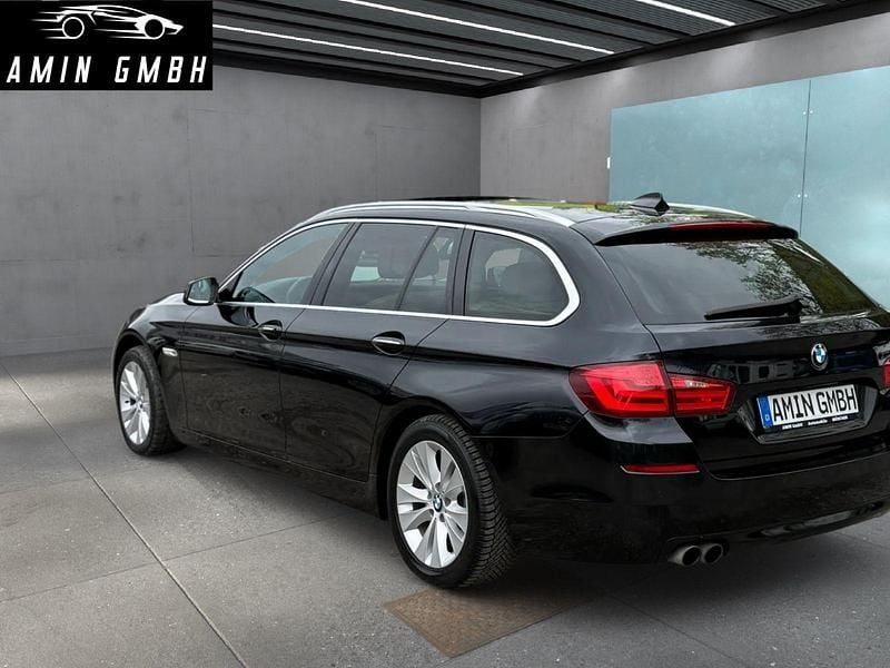 Gebraucht BMW 520 184 PS (135 kW) 2011 Schwarz Kombi