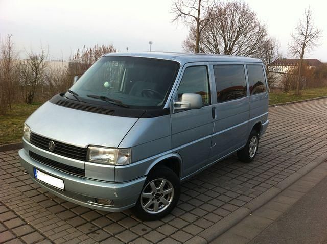 Gebraucht VW Caravelle 150 PS (110 kW) 1992 Blau Van / Kleinbus