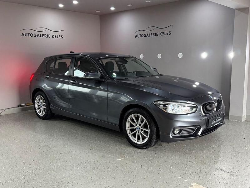 Mineralgrau Gebraucht 2018 BMW 116 Sport Line Kleinwagen | 15.751 € (Etwas zu teuer) - Bild 1/4