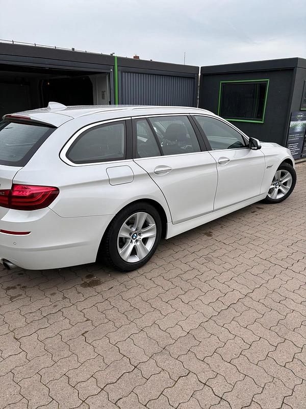 Gebraucht BMW 535 306 PS (225 kW) 2015 Weiß Kombi