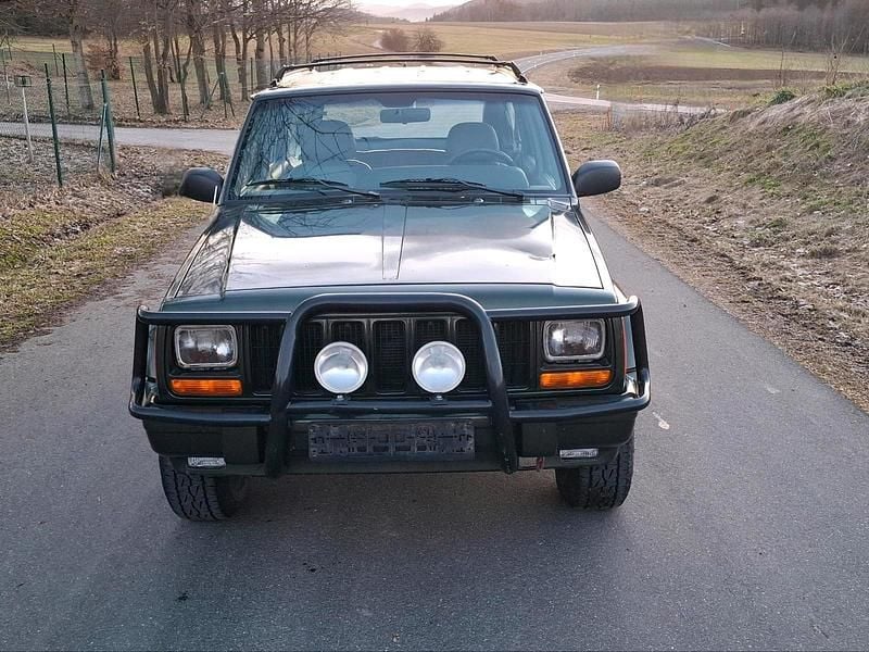 Gebraucht Jeep Cherokee 115 PS (84 kW) 1998 Grün SUV