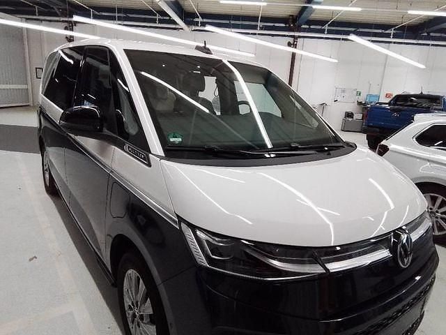 Begagnad VW Multivan Style 245 HK (180 kW) 2025 Minibuss