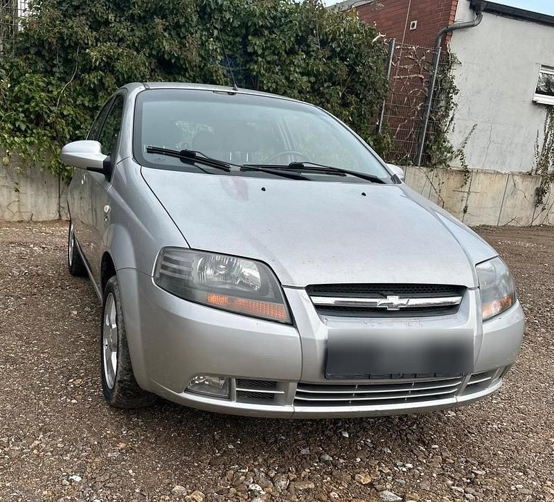Gebraucht Chevrolet Kalos 94 PS (69 kW) 2008 Silber Kleinwagen