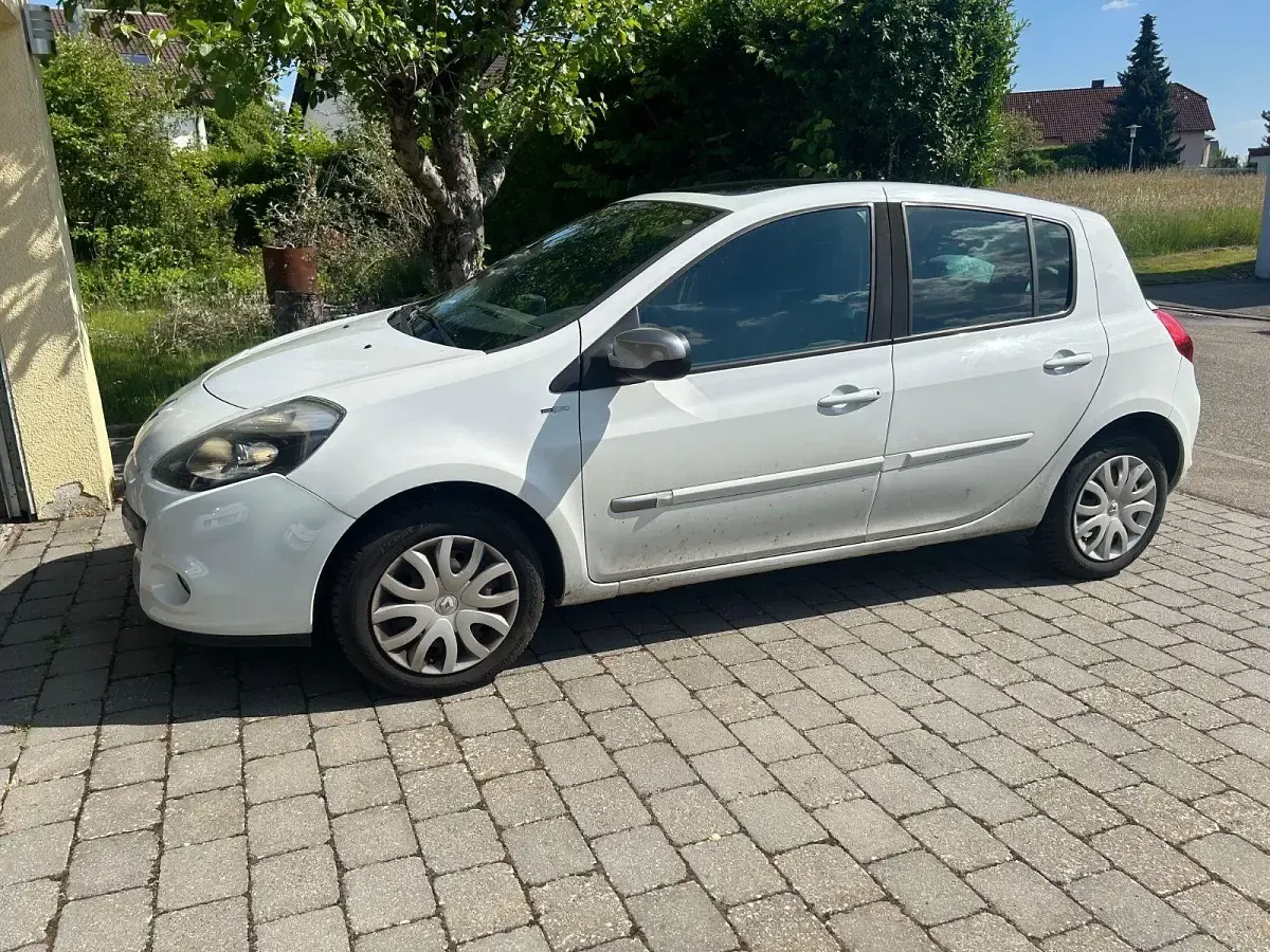 Gebraucht Renault Clio Expression 75 PS (55 kW) 2011 Weiß Kleinwagen