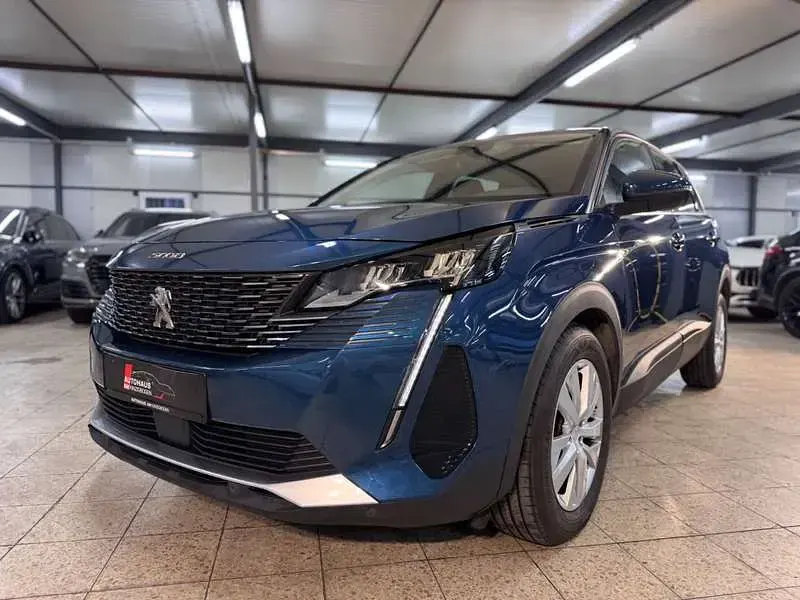Gebraucht Peugeot 5008 Active 131 PS (96 kW) 2022 Blau SUV