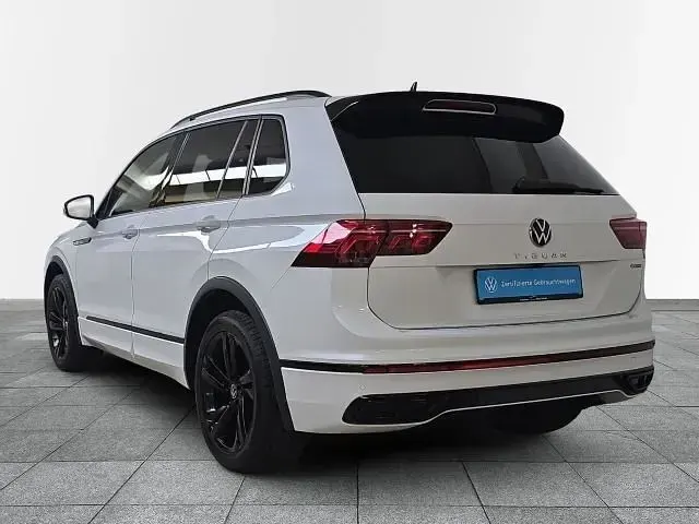Gebraucht VW Tiguan R-line 200 PS (147 kW) 2024 Weiß SUV