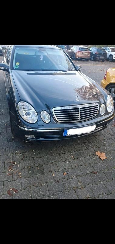 Gebraucht Mercedes E320 224 PS (164 kW) 2004 Grau Kombi