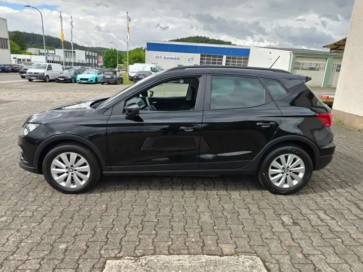 Gebraucht Seat Arona Style 95 PS (69 kW) 2020 Mitternachtsschwarz SUV