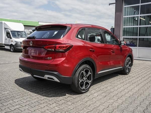 Neu MG ZS 197 PS (144 kW) 2025 Rot (diamond red) Limousine