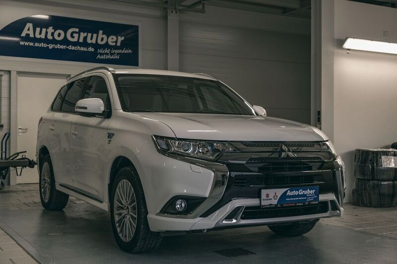 Gebraucht Mitsubishi Outlander P-HEV 224 PS (164 kW) 2019 Andenweiss (s) SUV