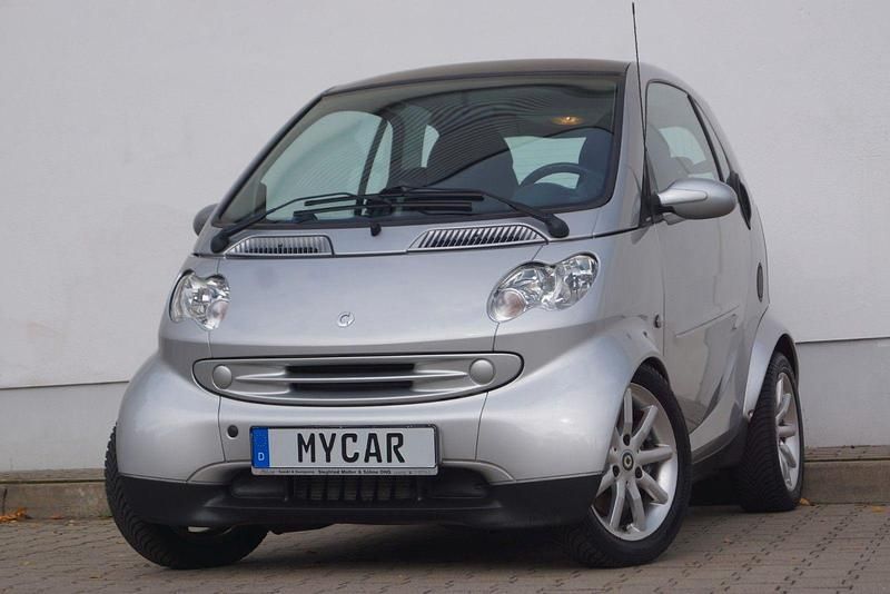 Silber Gebraucht 2005 Smart ForTwo Coupé Coupé | 3.499 € (Guter Preis) - Bild 1/4