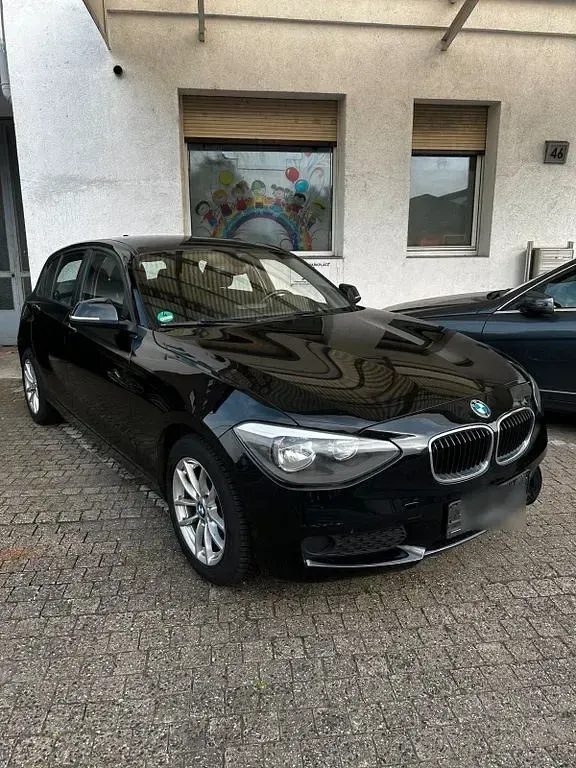 Käytetty BMW 116 Efficient Dynamics 116 HP (85 kW) 2014 Musta Viistoperä