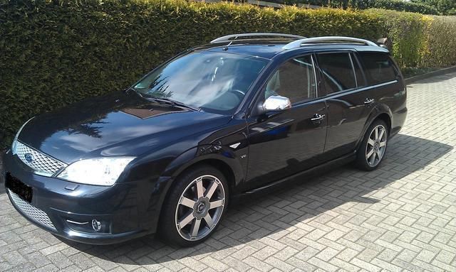 Gebraucht Ford Mondeo Titanium 277 PS (203 kW) 2004 Schwarz metallic Kombi