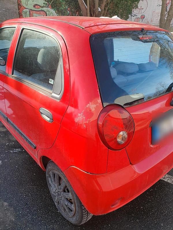 Gebraucht Chevrolet Matiz 52 PS (38 kW) 2010 Rot Kleinwagen