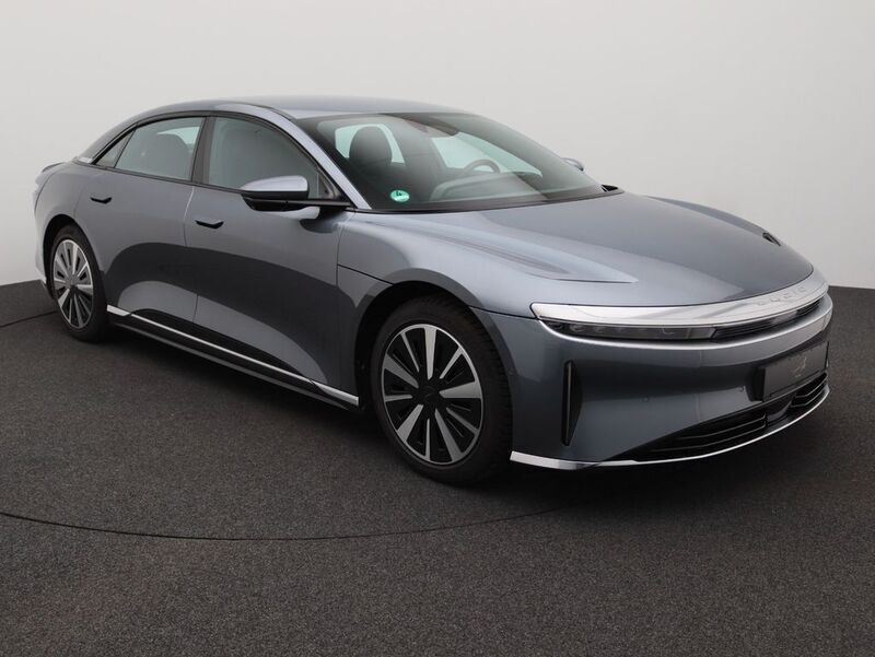 Blau Gebraucht 2024 Lucid Air Pure Limousine | 82.248 € - Bild 1/4