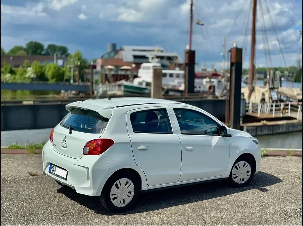 Gebraucht Mitsubishi Space Star Select+ 71 PS (52 kW) 2022 Weiß Kleinwagen