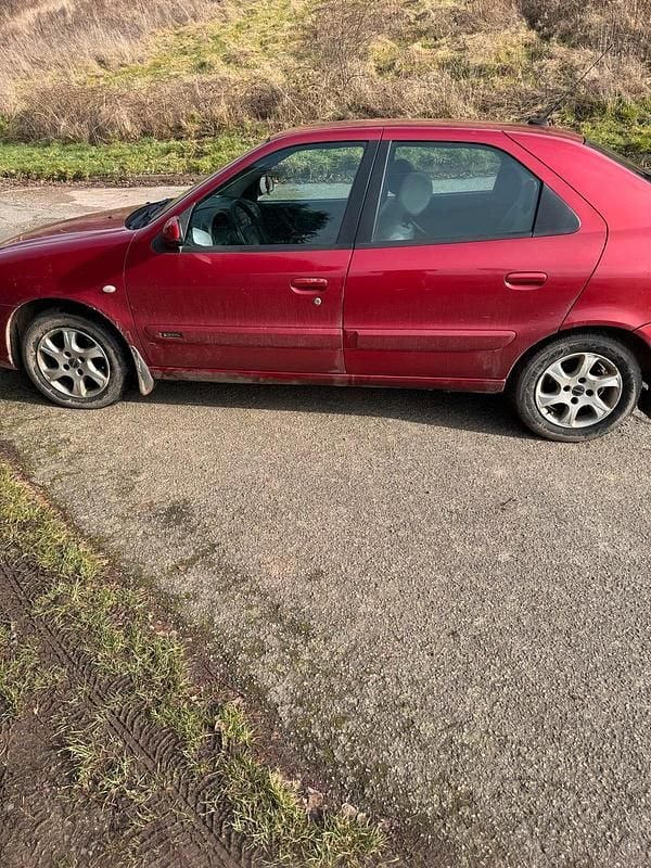 Gebraucht Citroën Xsara 140 PS (102 kW) 2003 Rot Kombi
