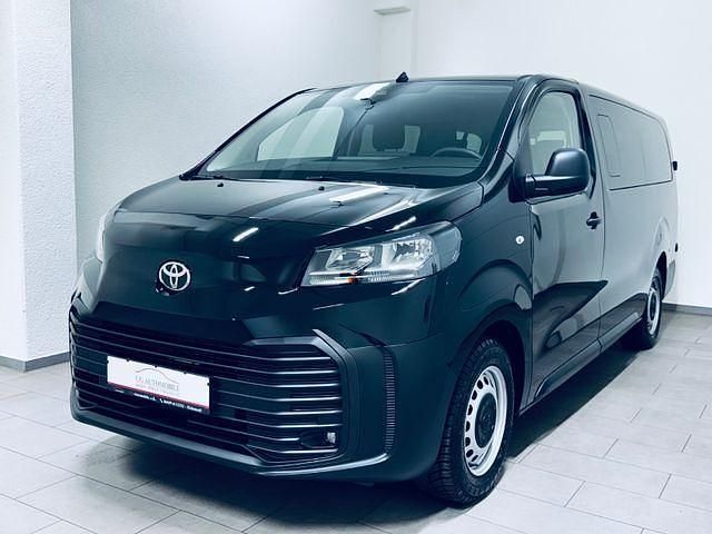 Schwarz Gebraucht 2024 Toyota Proace Van | 36.380 € (Teuer) - Bild 1/4