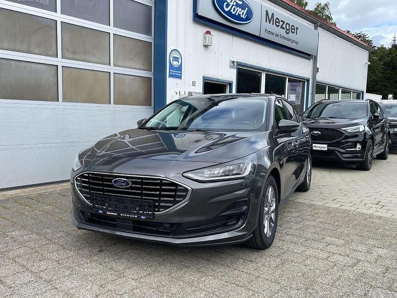 Gebraucht Ford Focus Titanium 125 PS (91 kW) 2024 Magneticgrau (metallic) Kleinwagen