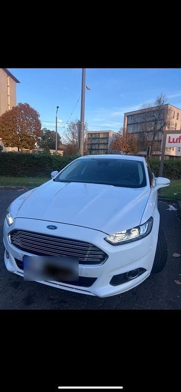Weiß Gebraucht 2018 Ford Mondeo Limousine | 17.000 € (Fairer Preis) - Bild 1/4