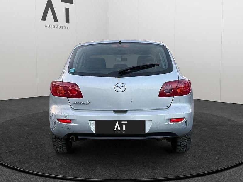 Usado Mazda 3 Comfort 105 HP (77 kW) 2005 Prateado Sedan