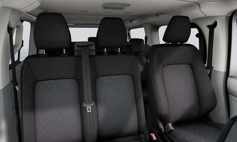 Neu VW T7 S 150 PS (110 kW) 2025 Midnight black metallic Van