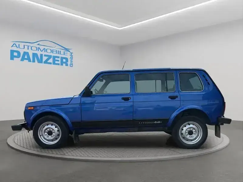 Gebraucht Lada Taiga 83 PS (61 kW) 2019 Blau SUV
