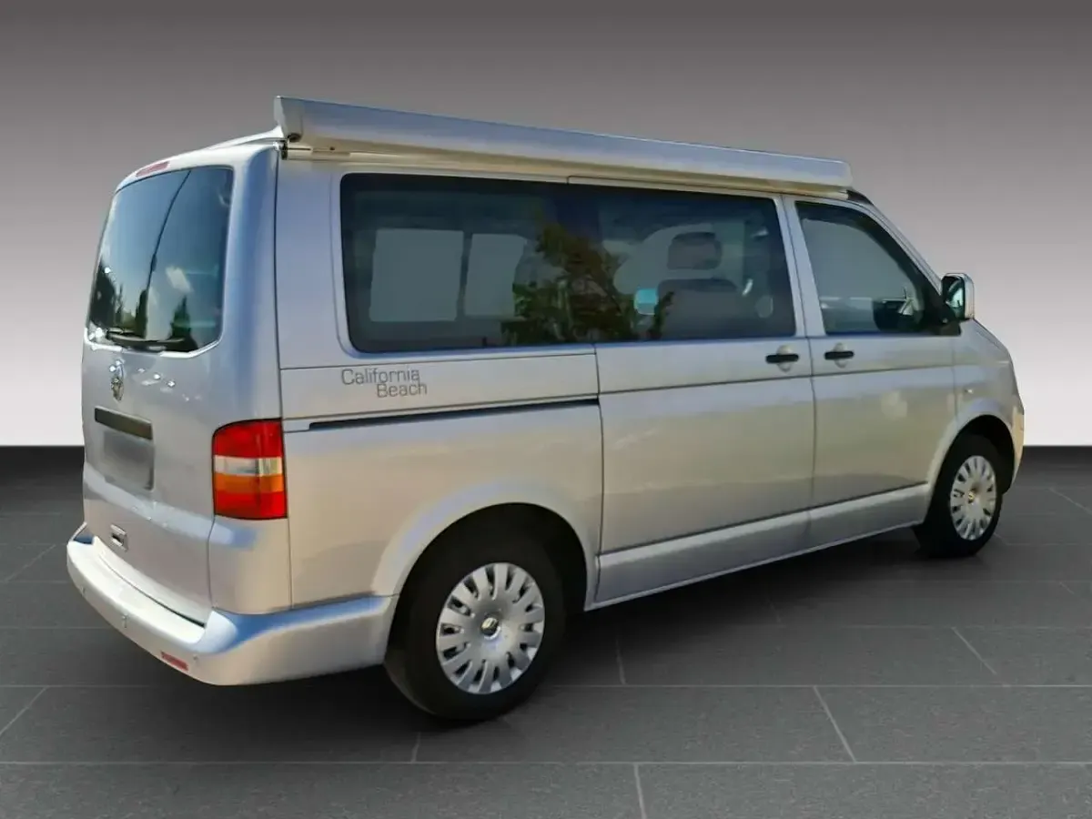 Używany VW California Beach 102 KM (75 kW) 2009 Srebrny Van