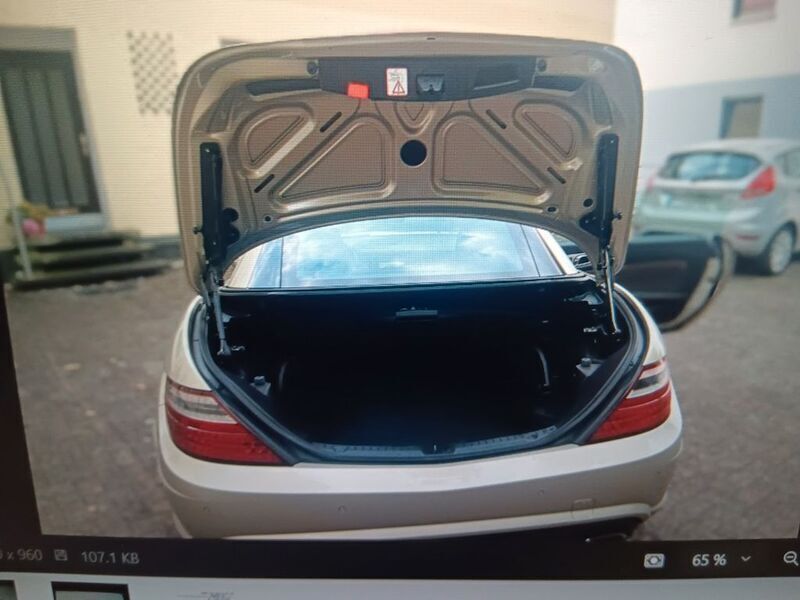 Gebraucht Mercedes SLK200 185 PS (136 kW) 2011 Beige Cabrio