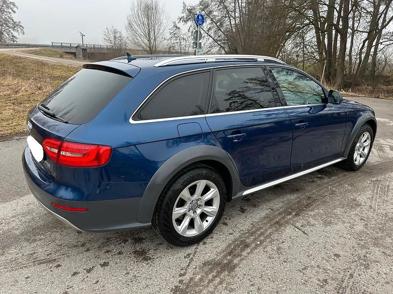 Gebraucht Audi A4 Allroad Sport 177 PS (130 kW) 2015 Blau Kombi