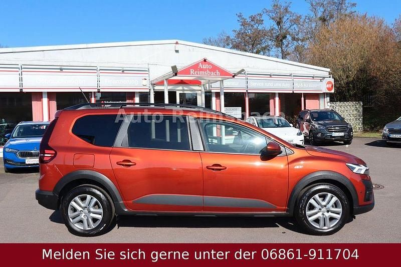 Gebraucht Dacia Jogger 110 PS (80 kW) 2023 Orange Van / Kleinbus