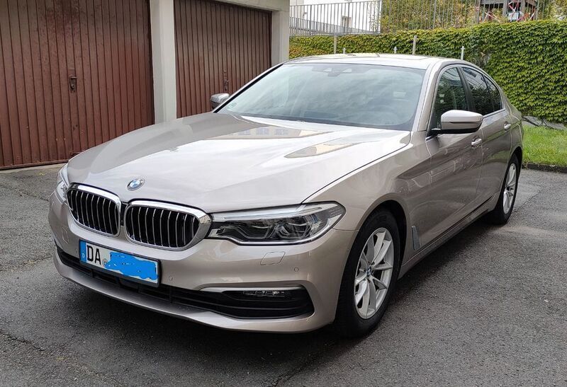 Beige Gebraucht 2018 BMW 520 Sport Line Limousine | 28.500 € (Guter Preis) - Bild 1/4
