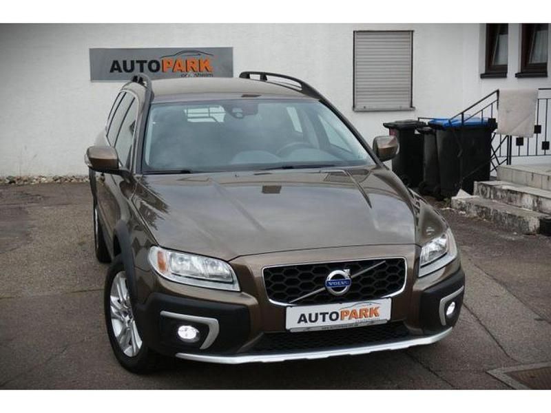 Twilight bronze (metallic) Gebraucht 2015 Volvo XC70 Kinetic Kombi | 13.990 € (Guter Preis) - Bild 1/4