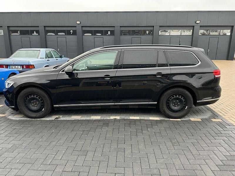 Gebraucht VW Passat 190 PS (139 kW) 2019 Schwarz Kombi